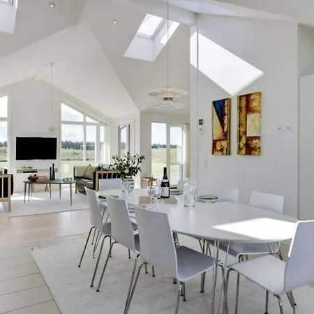 Family-friendly House - By Traum