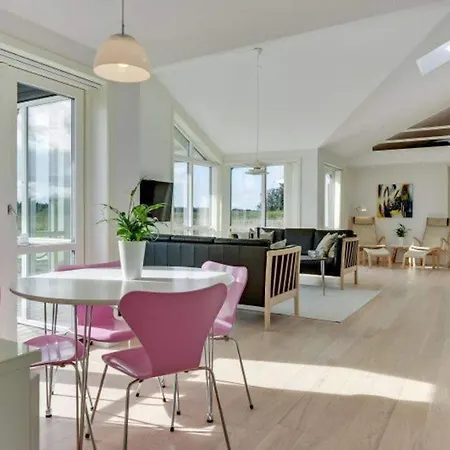 Familyfriendly House Feriehus Løkken